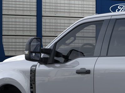 2026 Ford F-250 - Photo 3