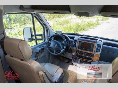 2017 Siesta Sprinter 24SR — photo 16 view