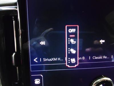 2025 GMC Yukon XL - Photo 18
