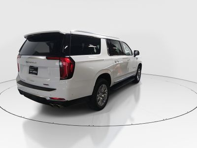 2025 GMC Yukon XL - Photo 7