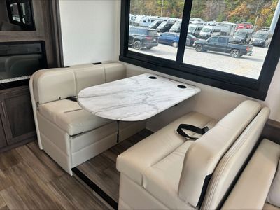 2026 Jayco Precept - Photo 15