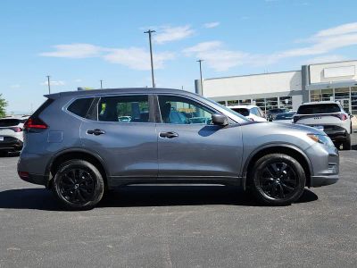 2020 Nissan Rogue — side profile view