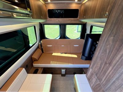 2026 Airstream Interstate 19 - Photo 15