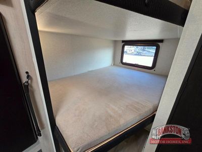 2026 Prowler 1702DBS - Photo 17