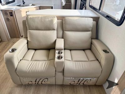 2026 Forest River RV Rockwood Ultra Lite - Photo 10