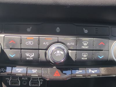 2023 Dodge Durango - Photo 24