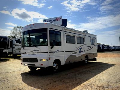 2004 Winnebago Sightseer - Photo 4