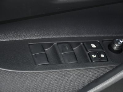 2026 Toyota Corolla - Photo 6