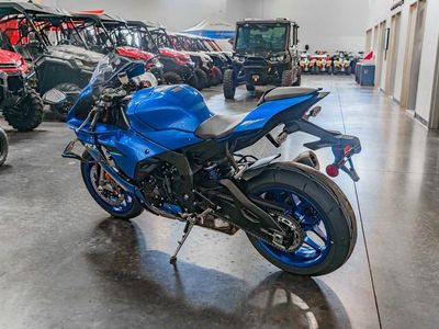 2026 Yamaha YZF-R1 - Photo 5