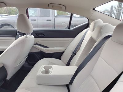 2025 Nissan Altima - Photo 4