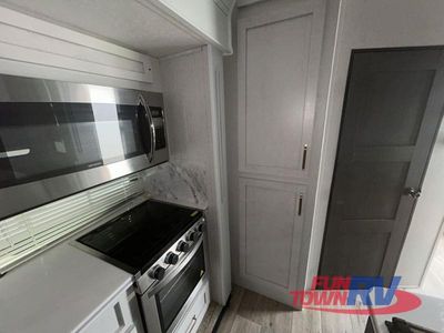 2023 Dutchmen RV Astoria - Photo 16