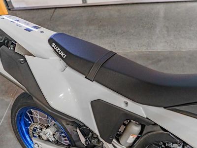 2026 Suzuki DR-Z4SM - Photo 9