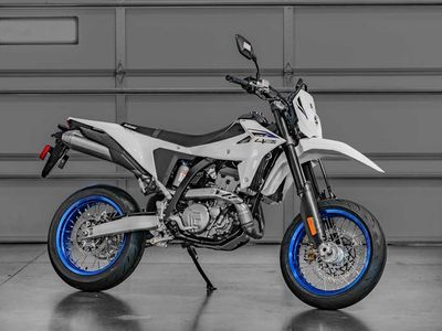 2026 Suzuki DR-Z4SM - Photo 1