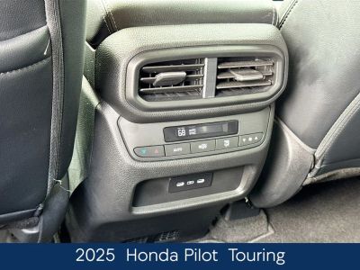 2025 Honda Pilot - Photo 37