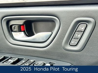 2025 Honda Pilot - Photo 18