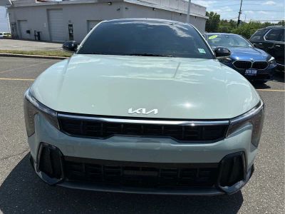 2025 Kia K4 — interior view