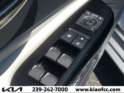 2023 Lexus ES - Photo 21