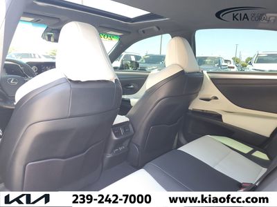 2023 Lexus ES - Photo 12