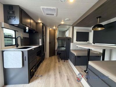 2027 Forest River RV Surveyor Legend - Photo 24