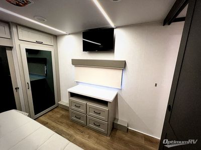 2025 Palomino Columbus - Photo 26