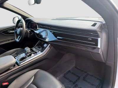 2023 Audi Q8 — photo 33 view