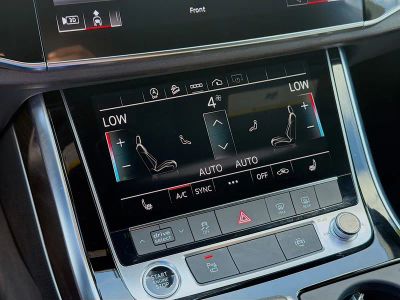 2023 Audi Q8 — photo 15 view