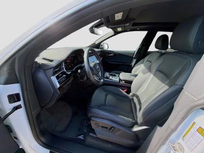2023 Audi Q8 — photo 19 view