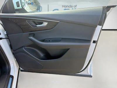 2023 Audi Q8 — photo 34 view
