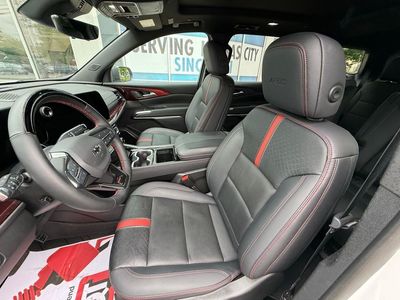 2024 Chevrolet Traverse - Photo 8