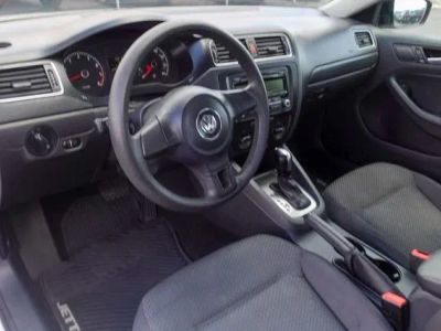 2014 Volkswagen Jetta — photo 11 view