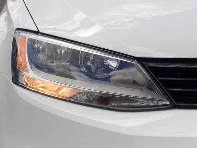 2014 Volkswagen Jetta — detail view