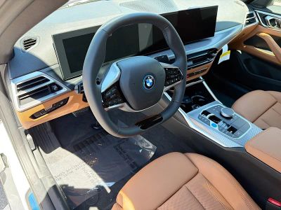 2026 BMW i4 — photo 25 view