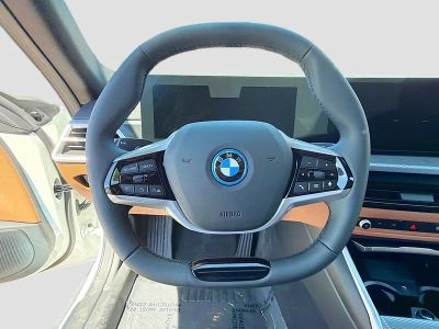 2026 BMW i4 — photo 39 view