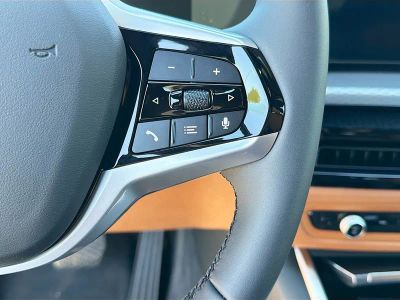 2026 BMW i4 — photo 38 view