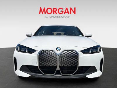 2026 BMW i4 — photo 8 view