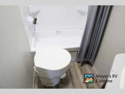 2024 Forest River RV Cherokee Wolf Den - Photo 20