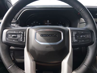 2024 GMC Yukon - Photo 12
