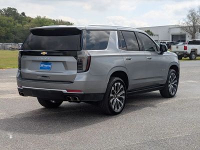 2025 Chevrolet Tahoe - Photo 4