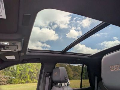 2025 Chevrolet Tahoe - Photo 27