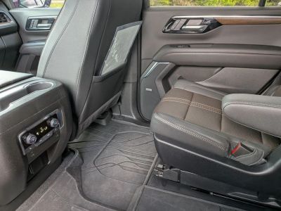 2025 Chevrolet Tahoe - Photo 18