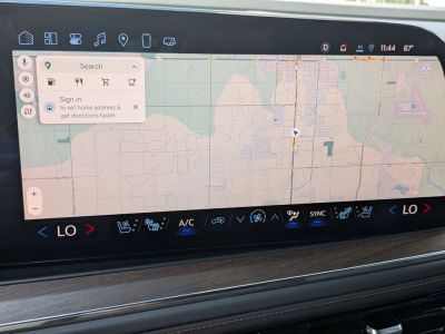 2025 Chevrolet Tahoe - Photo 16