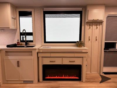 2026 Brinkley Model I - Photo 15