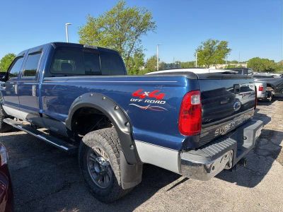 2008 Ford Super Duty F-350 SRW — engine compartment view