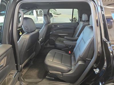 2026 Chevrolet Traverse — photo 18 view