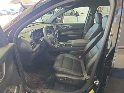 2026 Chevrolet Traverse — photo 9 view