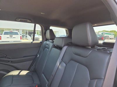 2026 Jeep Cherokee — photo 7 view