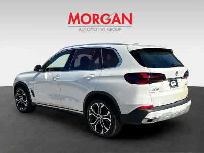 2026 BMW X5 — detail view