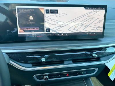 2026 BMW X5 — photo 9 view