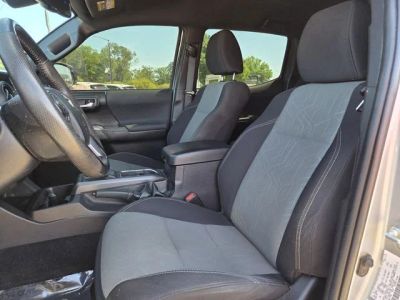 2022 Toyota Tacoma - Photo 14