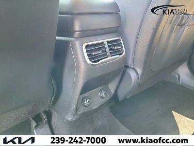 2023 Hyundai Santa Fe — photo 13 view